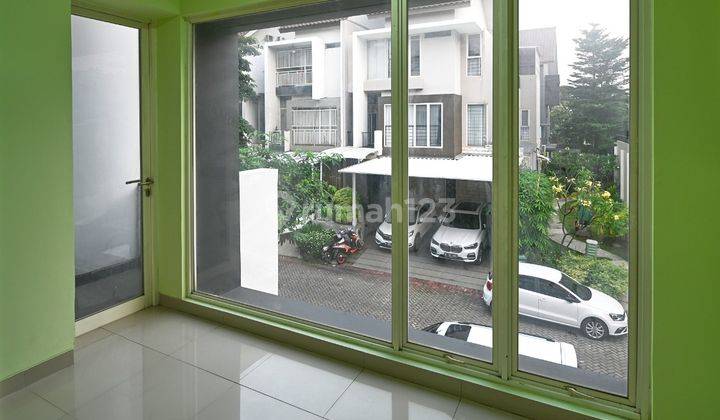 Rumah 3 Lantai Bagus di Taman Grisenda, Jakarta Utara 2