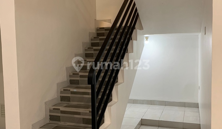 Di Sewa Rumah 3 Lantai Siap Huni Jln Kartini Sawah Besar Jakarta Pusat 2