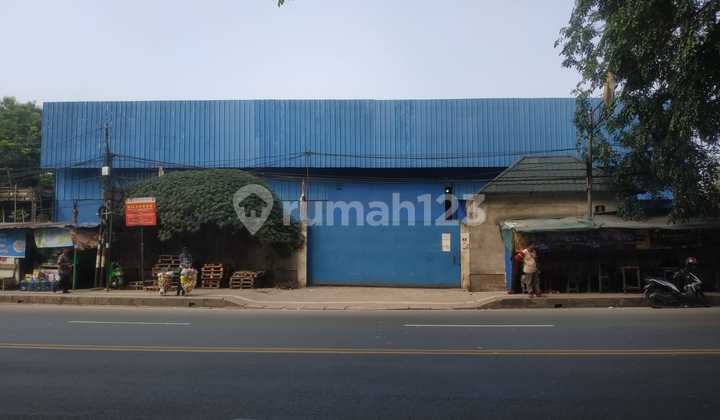 Strategic Land and Building on Jl. Raya Utama