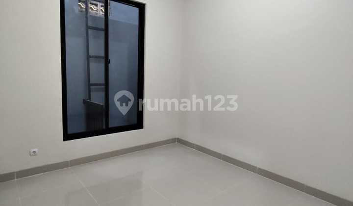 Dijual Rumah Bagus Siap Huni Berlokasi di Melati Mas 2