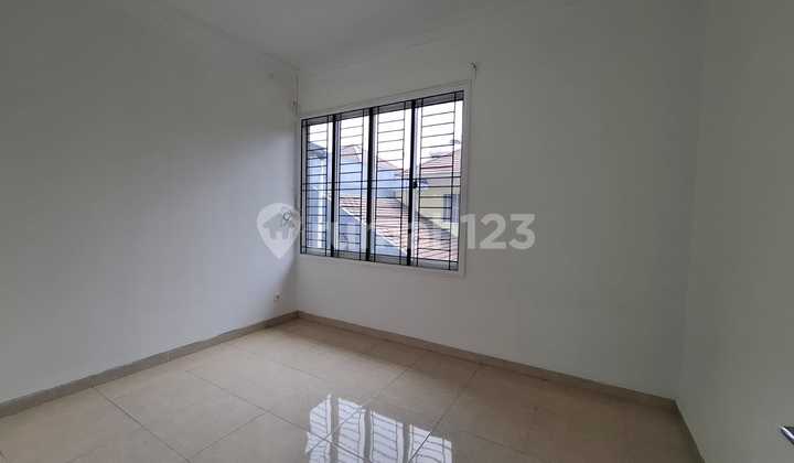 Dijual Rumah Siap Huni Berlokasi di Sutera Onyx 2