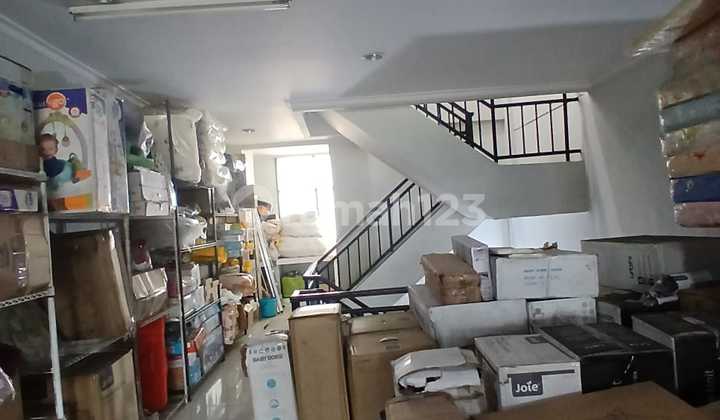 Dijual Ruko Siap Huni di Jl Boulevard Gading Serpong Dijual Ruko Siap Huni di Jl Boulevard Gading Serpong