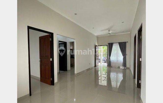 Rumah Bagus Halaman Luas 1 LT Siap Huni di Graha Bintaro, gb14052 2