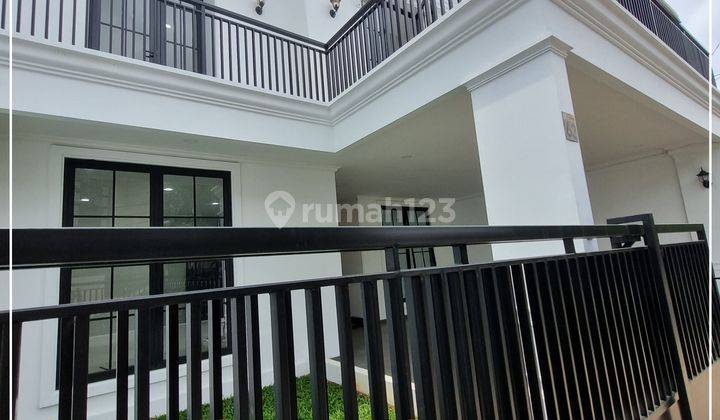 Rumah Baru di Sektor 3 Bintaro Mewah 2 Lt Ada Private Pool, 11183 1