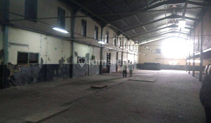 Jual Gudang Dekat Jalan Utama di Jl Raya Bogor Jakarta Timur, 8406 lr 2