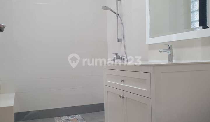  Dijual Rumah Mewah Modern American Classic di River Park Bintaro, 9734 fn 7