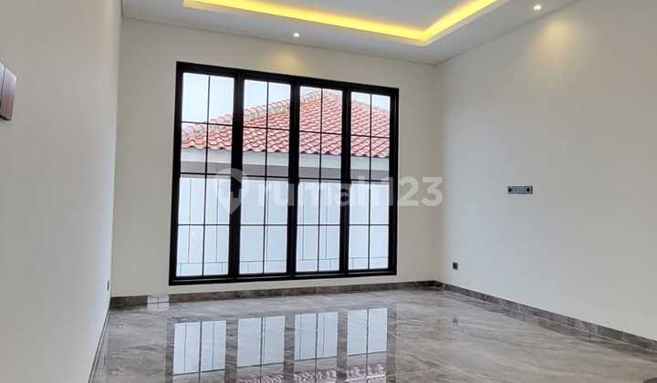 Puri Bintaro - Brand New House, Good, Comfortable, Spacious, Equipped with Private Swimming Pool, Attractive Price (Im) 2