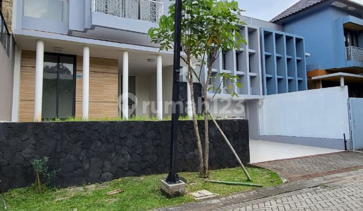 Kebayoran Bintaro - Hunian 2 Lantai Bagus Harga Menarik Siap Huni (Im) 2