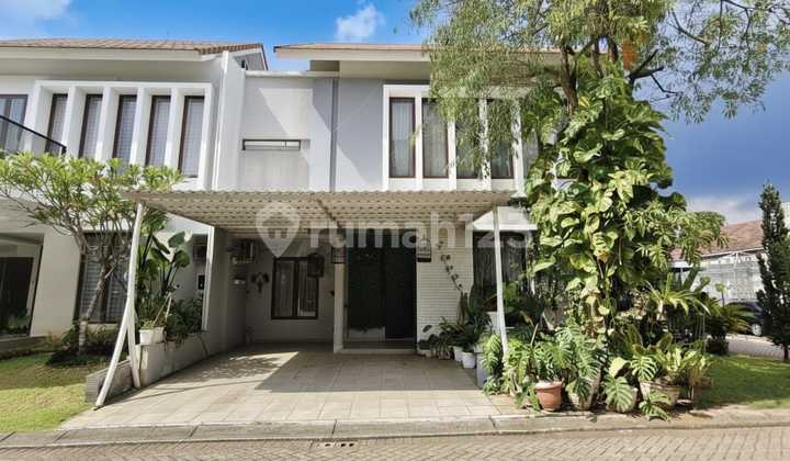 Nice Hook House in the Exclusive Discovery Bintaro Area (Immediate)