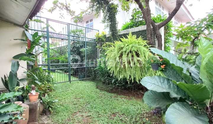 Bintaro Sector 8 - Nice House with Spacious Land, Serene and Comfortable Environment, Ready to Occupancy (Immediate) 2