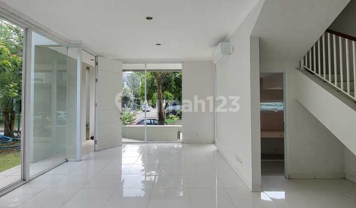 Ready-to-Occupy House at a More Affordable Price in Cluster Discovery Bintaro SC16056 2