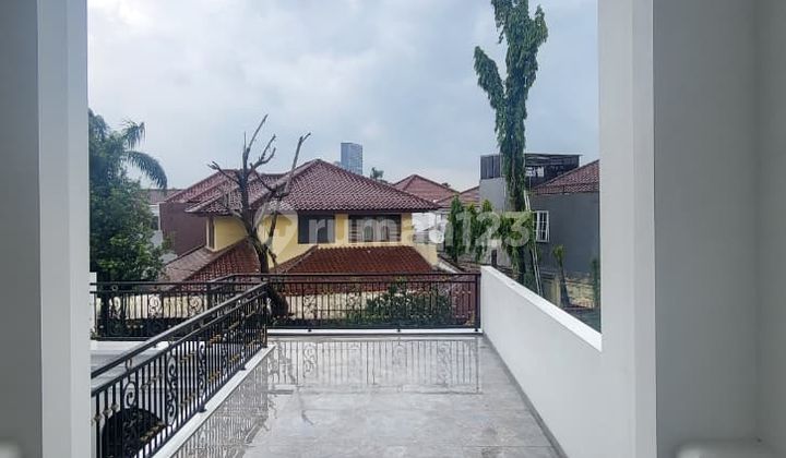 Kasturi Bintaro - For Sale Beautiful Modern Elegant House with Easy Access (Im) 2