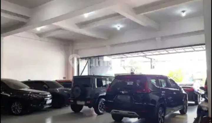 3-Story House and Business Place Equipped with Rooftop View of Merapi in Condong Catur - Depok Sleman 2