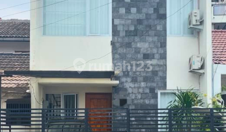 Dijual Rumah Nyaman dan Homey 2 Lantai Siap Huni di Bintaro sektor 4 0051 KH