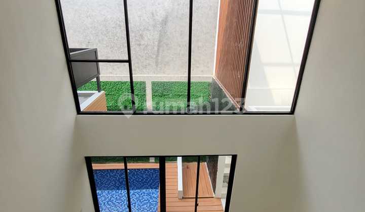 Rumah Bagus Brand New Ada Swimming Pool di Sektor 9 Bintaro 0128 2