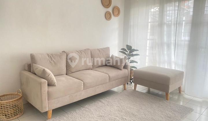 Rumah Nyaman dan Cantik 2 lantai area strategis Bintaro sektor 5 11242