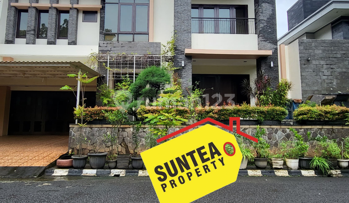 Exclusive Residence Sector 9 7+1 Bedrooms with Swimming Pool (Sp 0721 Ia