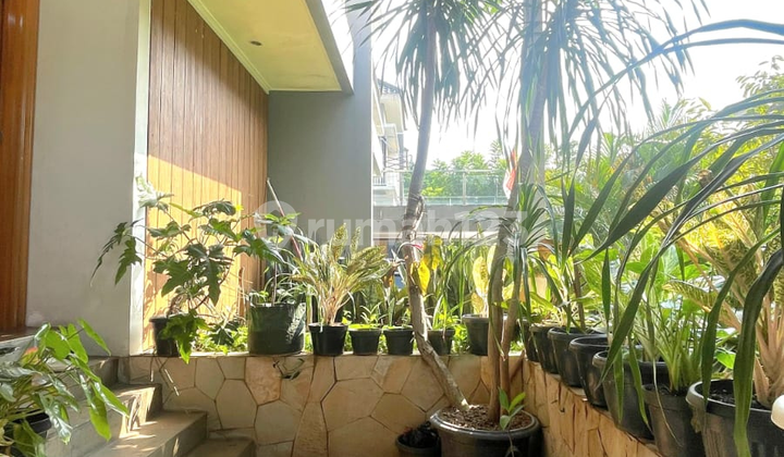 Dijual Rumah Bagus dan Homey 2 Lantai Siap Huni di Bintaro sektor 7 0003 KH