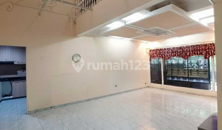 Rumah Lokasi Strategis Cocok untuk Usaha di Bintaro Sektor 9 | KH 2