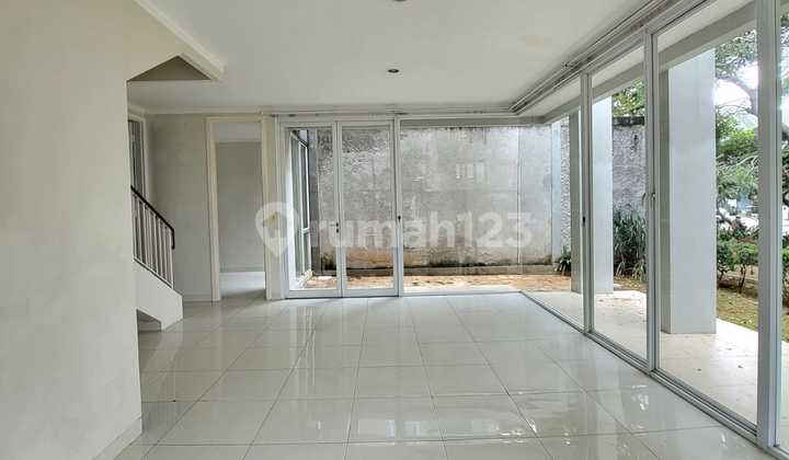 Rumah Pinggir Taman, Siap Huni Dicluster Discovery Eola Bintaro Jaya 2