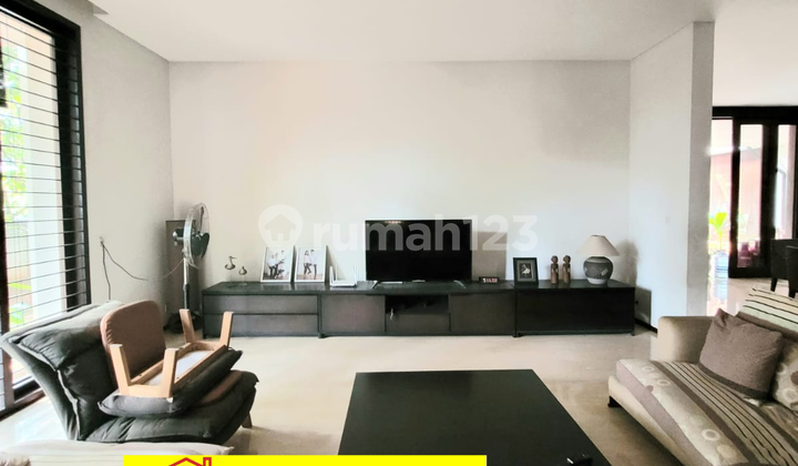 Rumah Mewah Kamar Utama di Bawah Desain Arsitek Ternama di Sektor 9 Bintaro Sp 0442 Rumah Mewah Kamar Utama di Bawah Desain Arsitek Ternama di Sektor 9 Bintaro Sp 0442