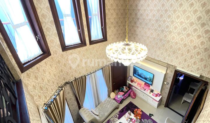 Rumah Luas Nyaman Huni Dengan Kolam Renang Di Tengah Rumah Di Sektor 9 Bintaro Jaya 0470 2