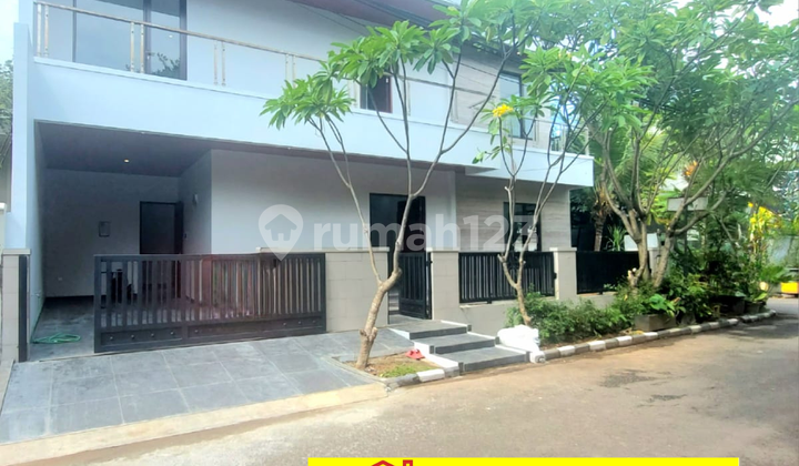 Rumah Baru Posisi Hook di Sektor 9 Bintaro Sp 0541