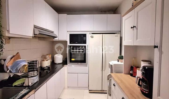 Rumah super nyaman dlm cluster 2,5 lantai di Bintaro sektor 9 0069 2