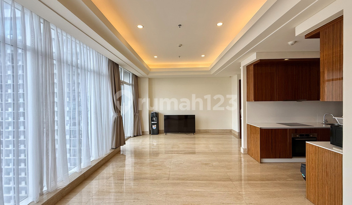 Best Condition Unit In South Hills Kuningan - 3 Bedroom Furnished