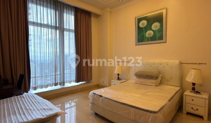 Best Deal For Rent Airlangga Apartment - 4 Bedroom Furnished 2