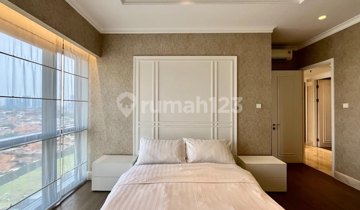 Unit In Very Good Condition 1 Park Avenue - 3 Bedroom Furnished 2