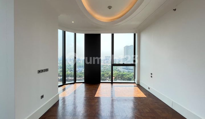 Very Good Unit For Sale At St Regis - 3 Bedroom Unfurnished