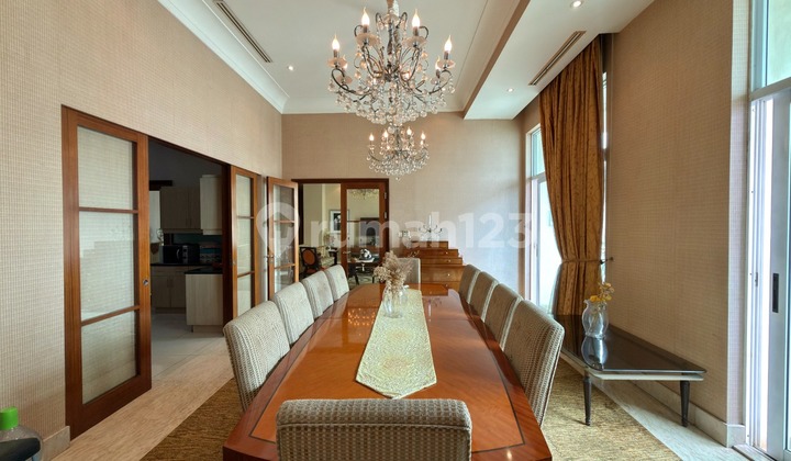 For Sale Penthouse The Pakubuwono Residence - 4 Bedroom Furnished