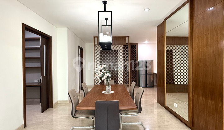 Good Deal For Sale Unit at Pakubuwono House - 2+1 Bedroom Furnished 2