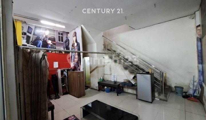 Gedung 2 Lantai Ex Factory Outlet Di Dewisartika Bandung 2