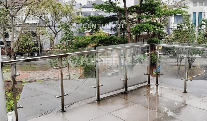 Rumah 2 Lantai Nyaman dan Siap Huni di Taman Mekar Utama Bandung 2