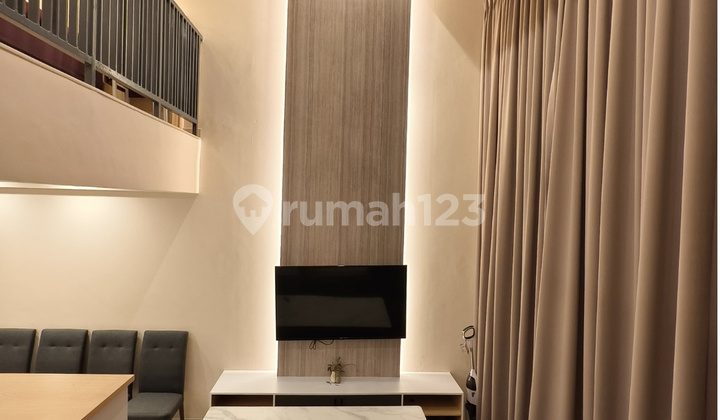 Rent Neo Soho Apartment - Strategic Location & Fully Furnished 1