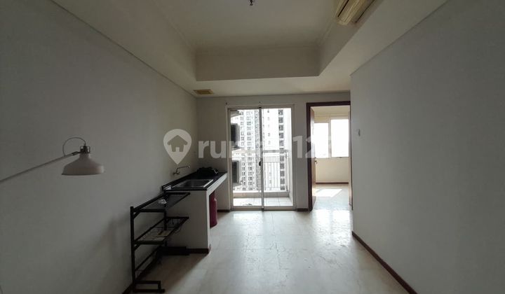 Disewakan Apartemen Royal Mediterania Garden, 2BR Furnished Luas 42m2 1