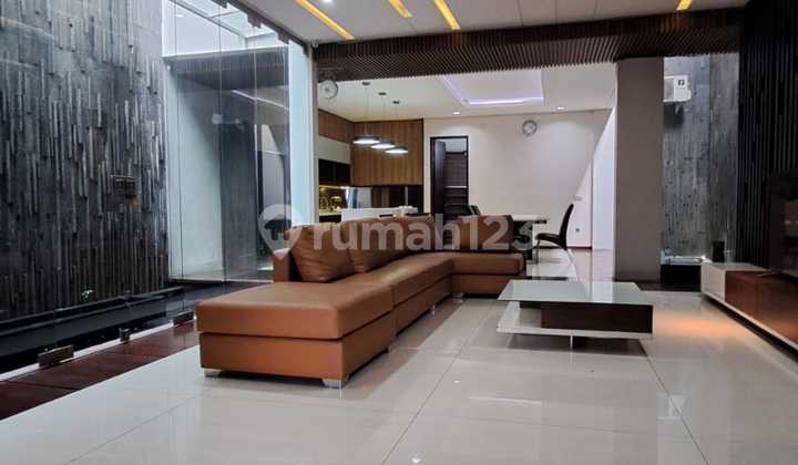Rumah Mewah 3 Lantai Full Furnish di Taman Milenium Pasteur Bandung Rumah Mewah 3 Lantai Full Furnish di Taman Milenium Pasteur Bandung