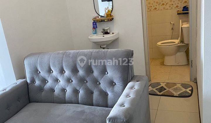 Rumah 2 Lantai Bagus Semi Furnished SHM di Kopo Permai 2, Bandung 2