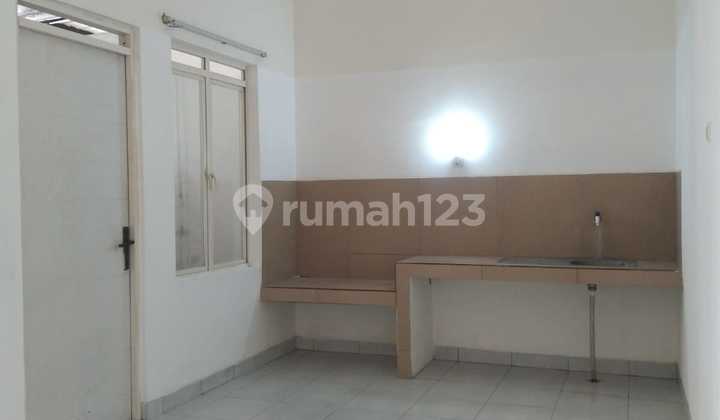 Nice 2-Story Unfurnished SHM House in Taman Kopo Indah 3, Bandung 2