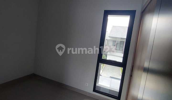 Rumah Siap Huni di Cluster Flora Summarecon Bandung Dekat Mall 2
