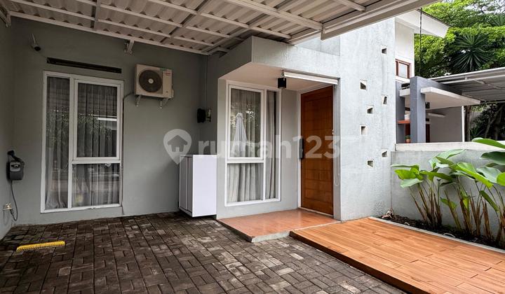 Rumah bagus furnished dekat Summarecon Bandung