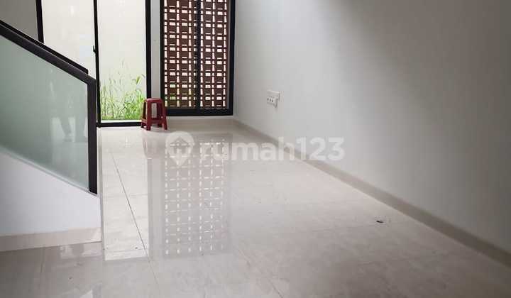 Rumah 2 Lantai di Cluster Elora Summarecon Bandung, Siap Huni & Strategis 2