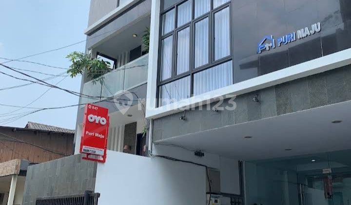 Hotel OYO 17 Rooms in Jelambar can be used for boarding. Hotel OYO 17 Rooms in Jelambar can be used for boarding.