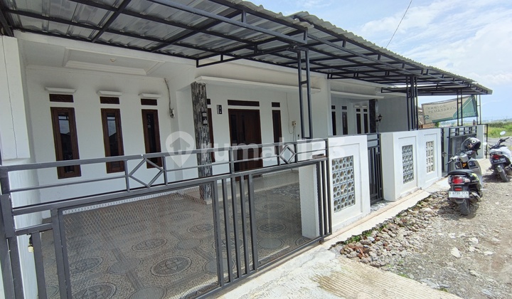 New Affordable House Ready to Occupy Strategic Location Rancamulya Pameungpeuk South Bandung 2