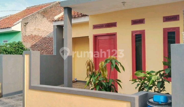 Ready-to-Occupy New House, Flat Installments with No Interest, Location at Terusan Cibaduyut, Bandung