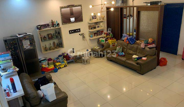 Rumah 2 Lantai Bagus di Puri Mansion, Jakarta Barat 1