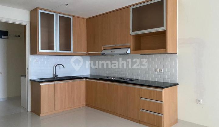 For Sale and Rent Regatta Tower London Apartments Brand New 3 BR Ocean View