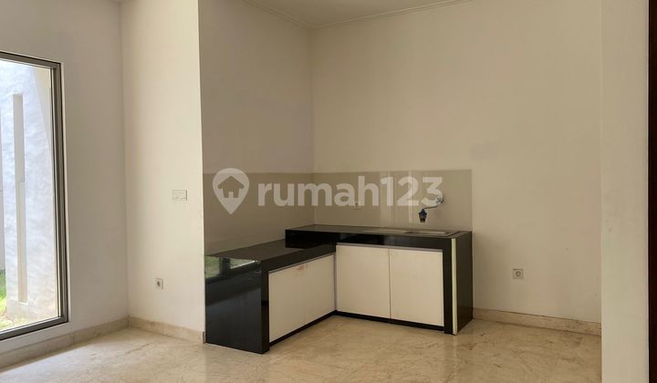 Rumah Golf Island PIK Luas 8x20 type Pine